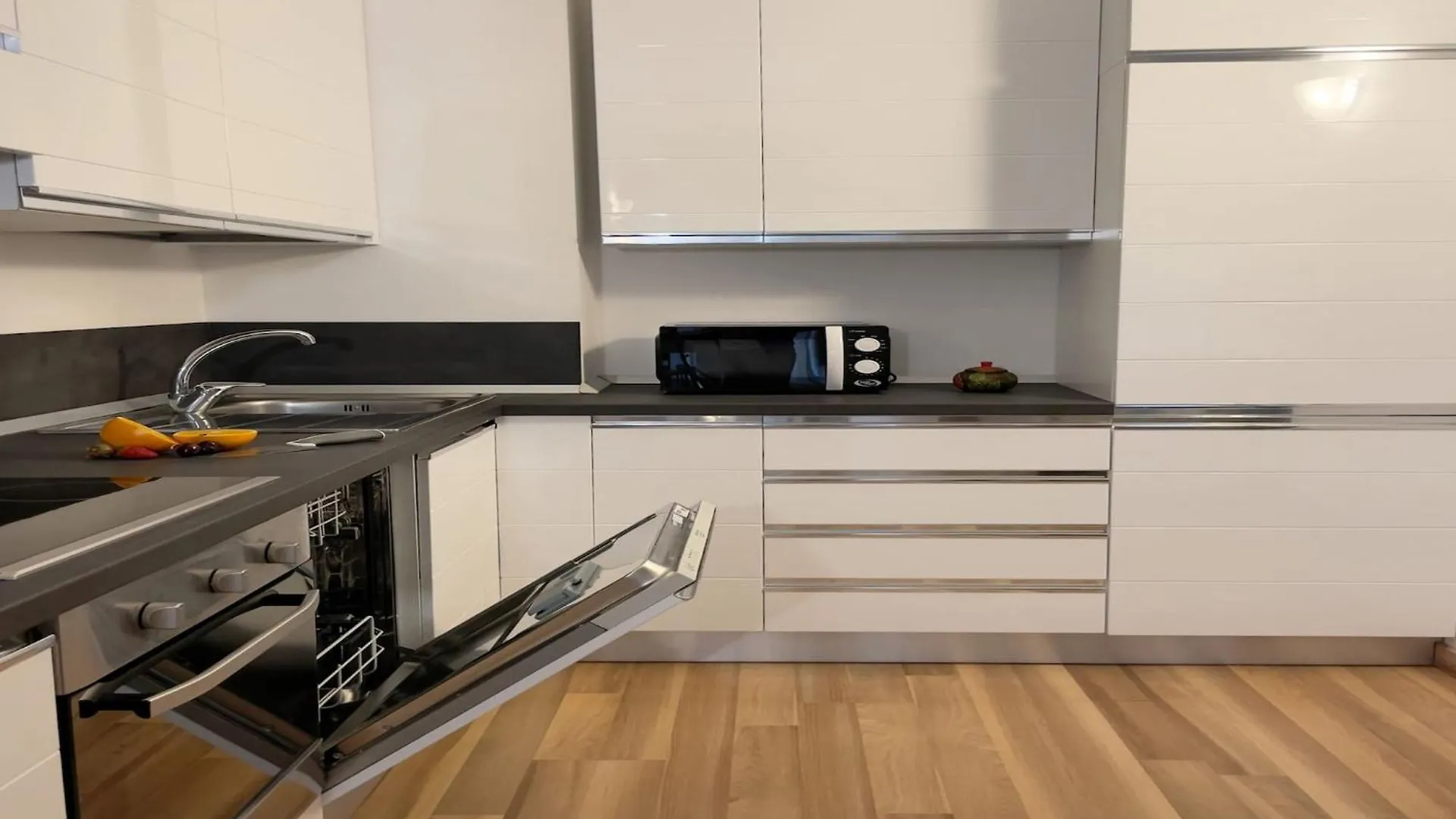 Candiani D1 Monolocale Milan Apartment